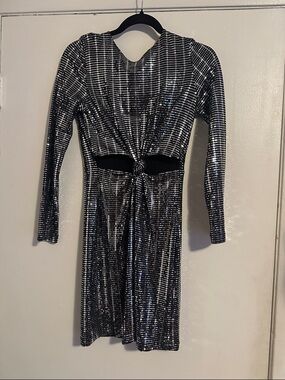 Women's Black and Silver Sequin Knot-Front Long Sleeve Dress